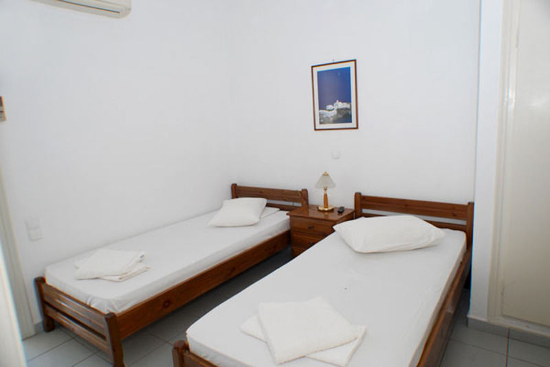 Mosha Pension Kamares  Exterior foto